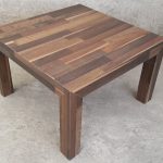 Podlahový laminátový stôl